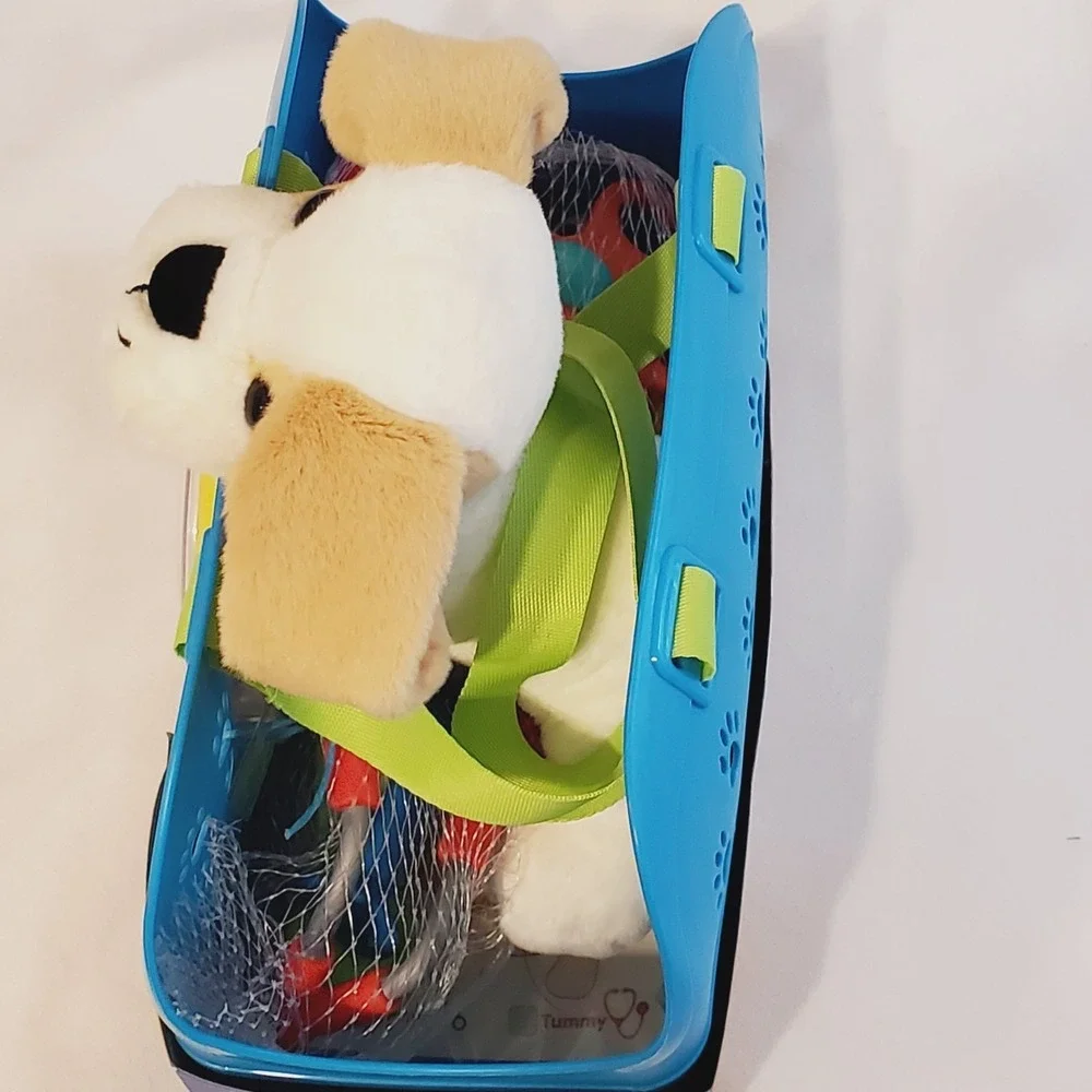 Battat Happy Puppy Vet Set Plush Dog Carrier 12 Pc Pretend Play Veterinary Toy